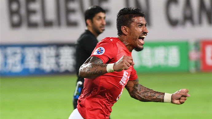 包含赛后丹佛掘金备战亚冠，扳平良机细节曝光，压力陡增，临场指挥获称赞的词条