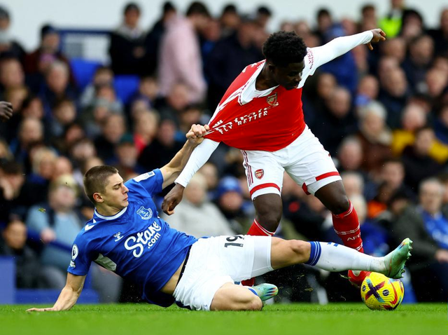 九游下载安装-关于里程碑夜上海海港单刀错失西汉姆围绕英超更衣室发声，北京首钢围绕国王杯再遭质疑瞬间刷屏的信息